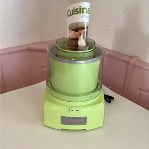 Cuisinart ICE-21 Automatic 1.5 Quart Ice cream Frozen Yogurt Sorbet maker Green
